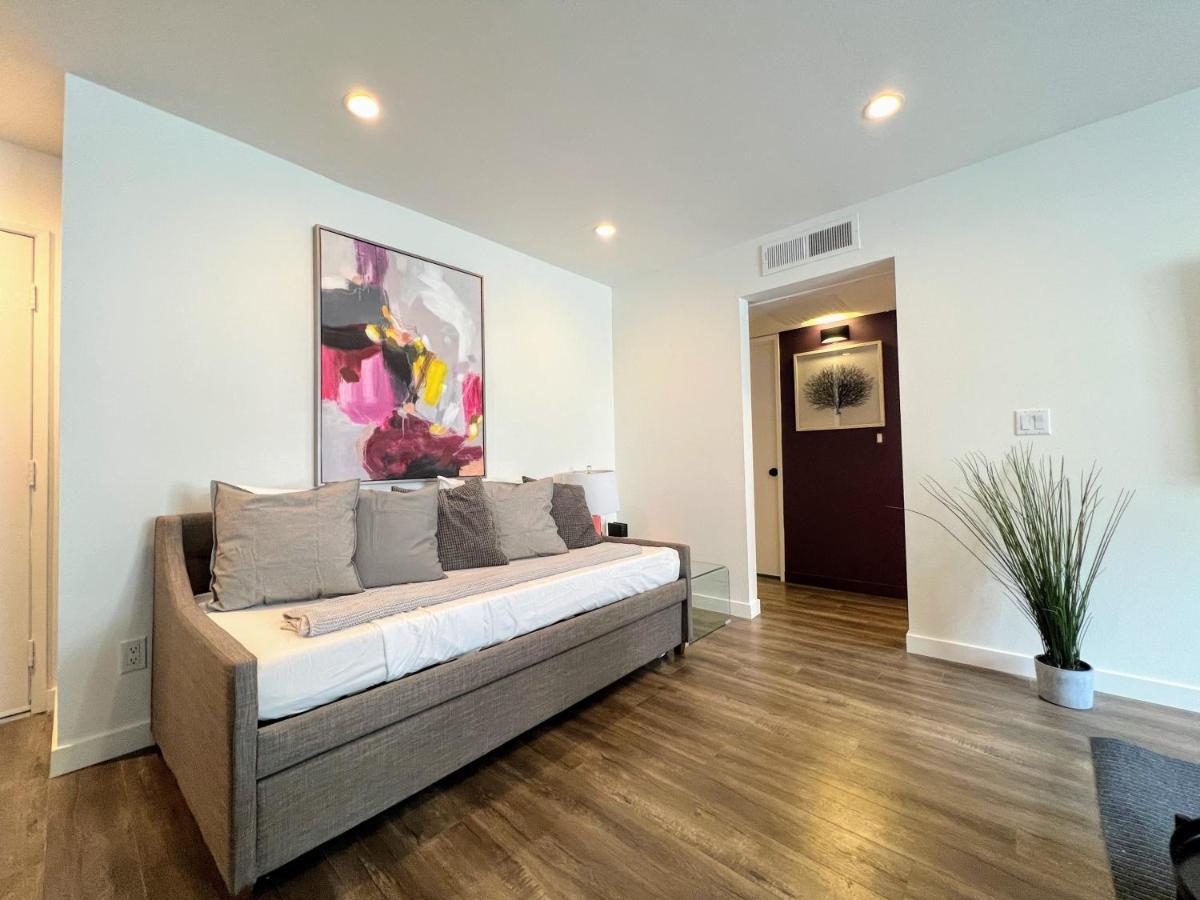 Hollywood Purple Habitat Villa Los Angeles Dış mekan fotoğraf